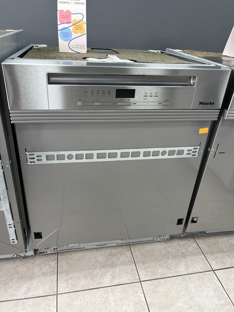Miele G 5210 SC Active Plus миялна за полувграждане AutoOpen/24 мес г