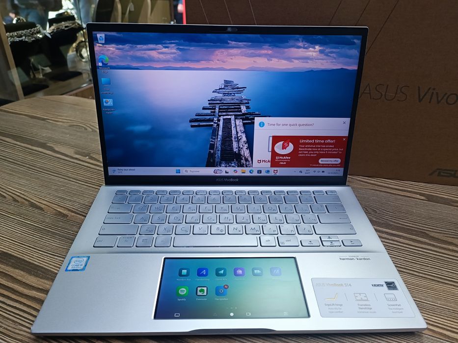 Лаптоп ASUS VivoBook S14