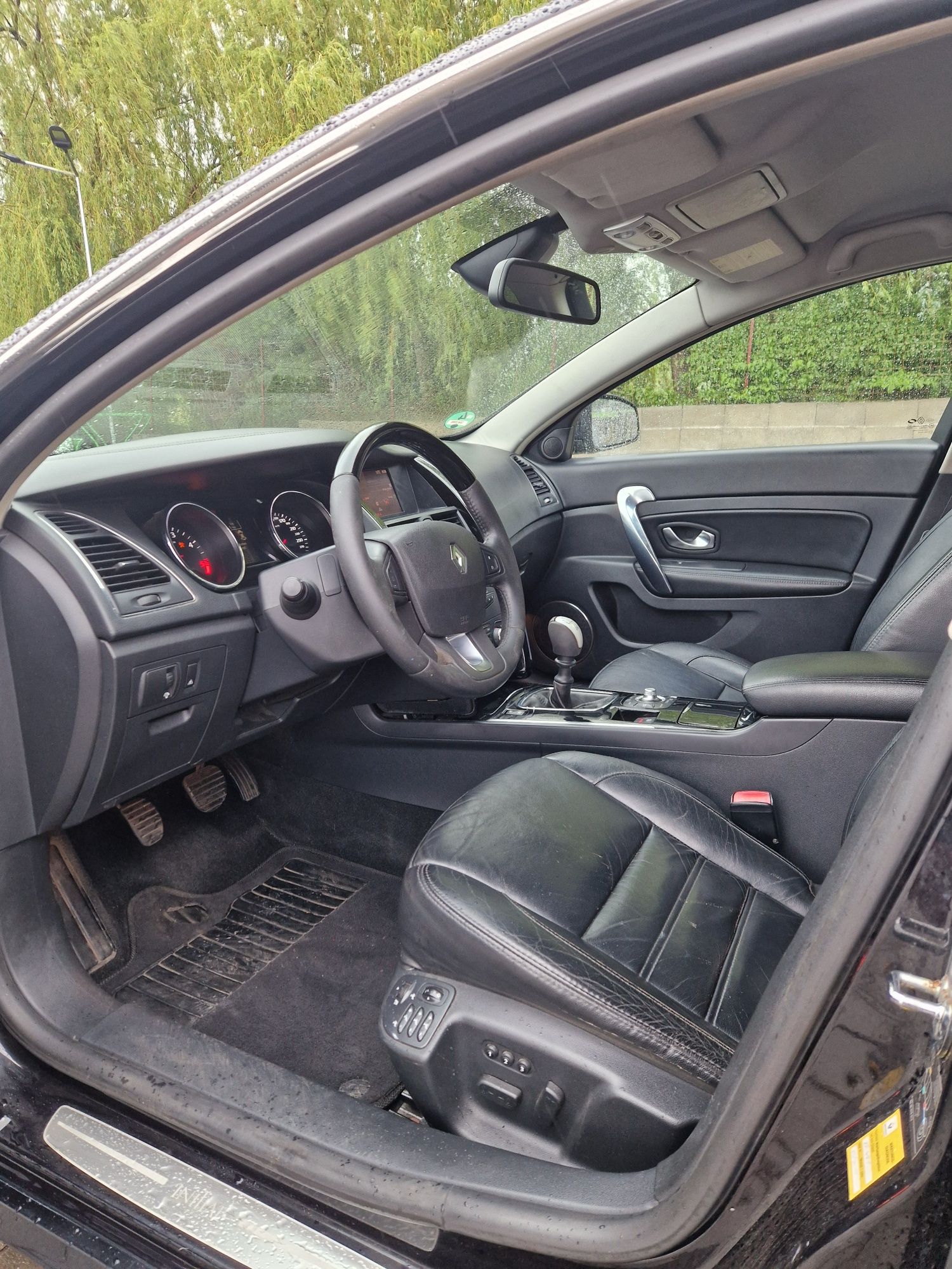 Renault Latitude 2.0 dci Initiale Paris