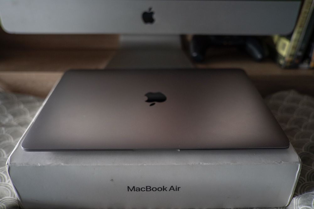 Macbook air m1, 8gb ram, 256gb ssd
