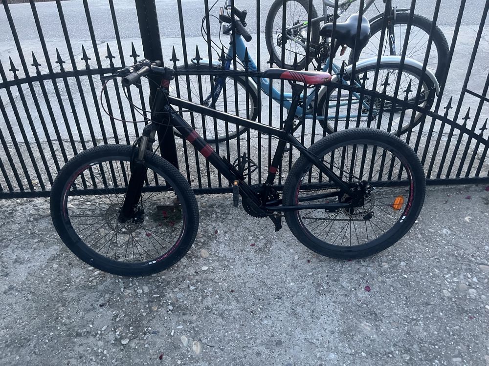Vand bicicleta stare buna totul bine