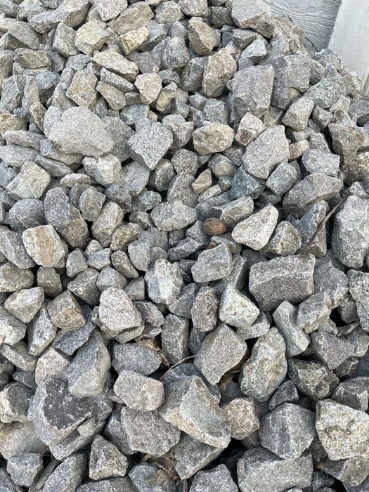 Piatra garduri / piatra concasata / piatra decorativa