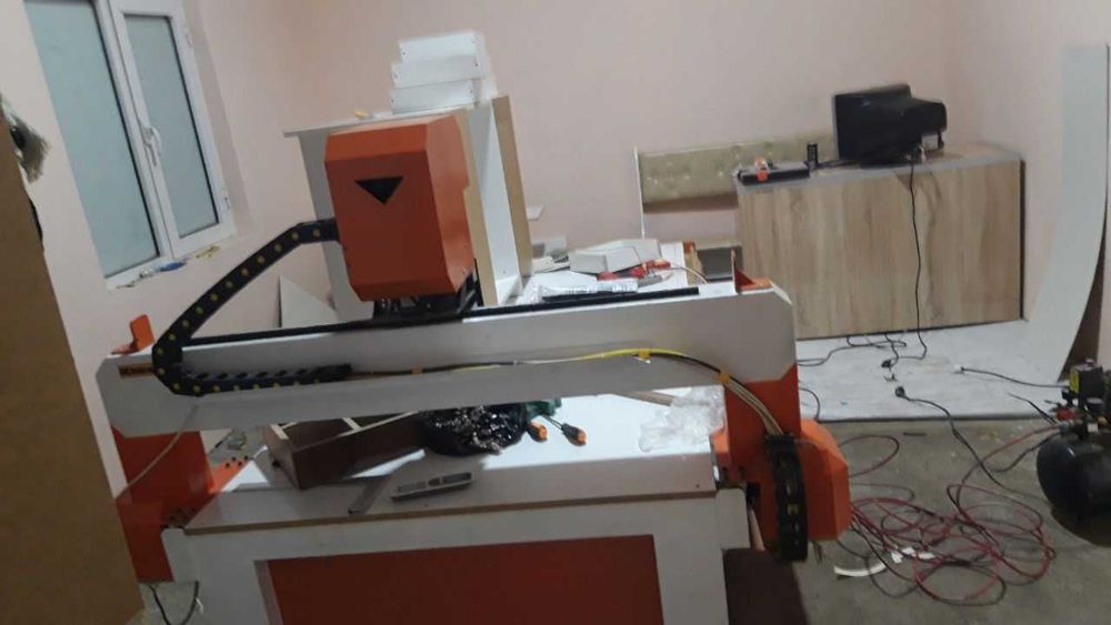 Продаётся ровер размер 110см Х 220см