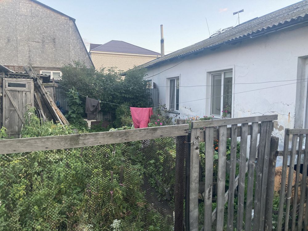 Продам часть дома барачного типа