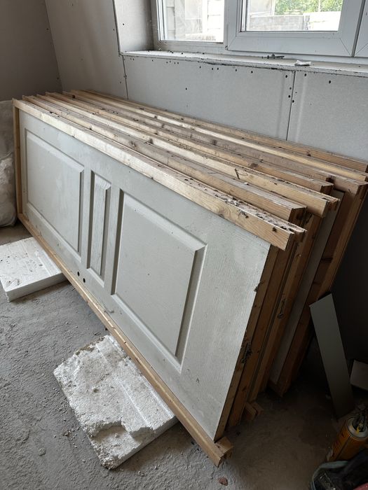 Vand usi pentru interior