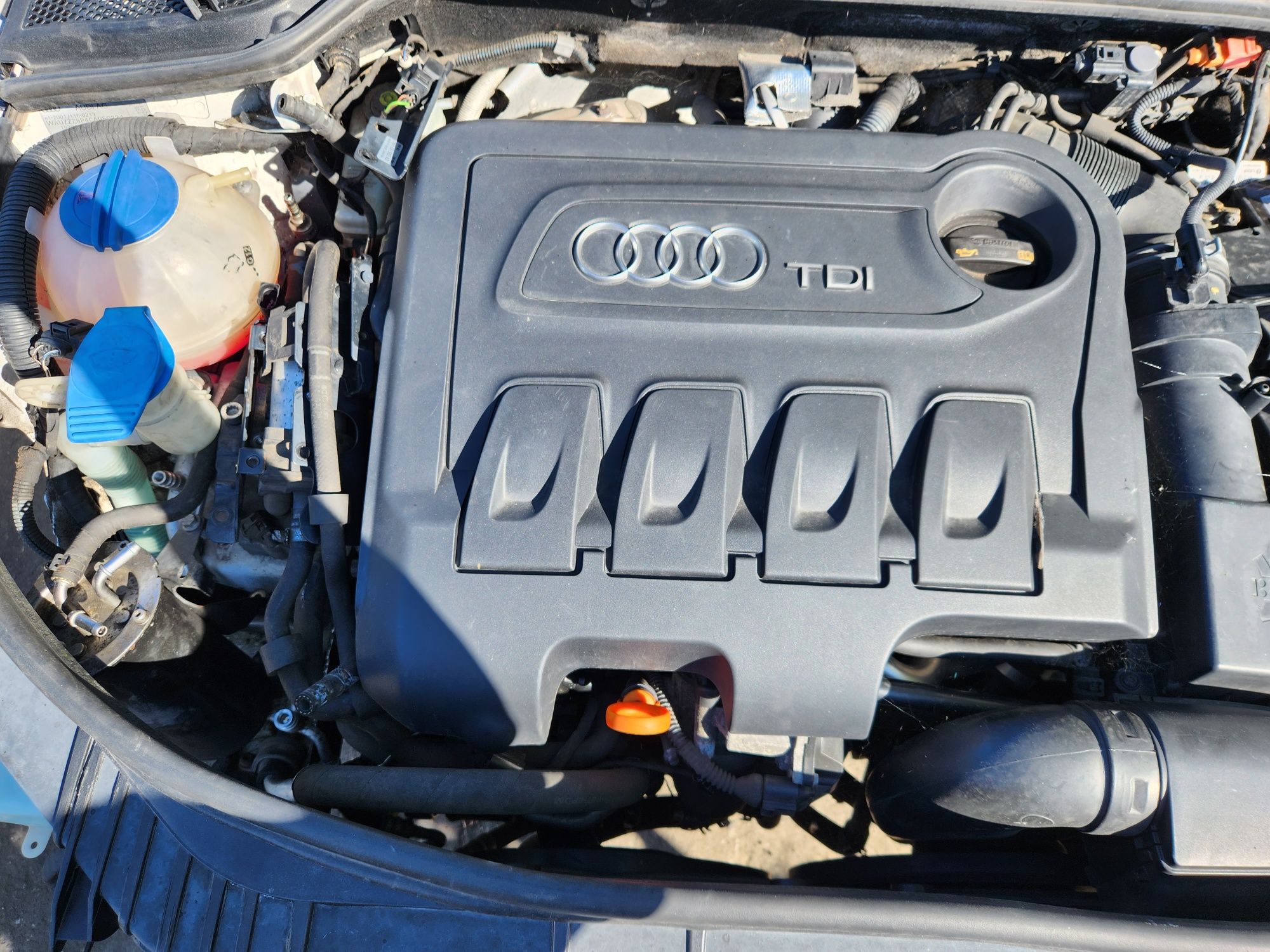 Кора на двигател за Audi 2.0tdi