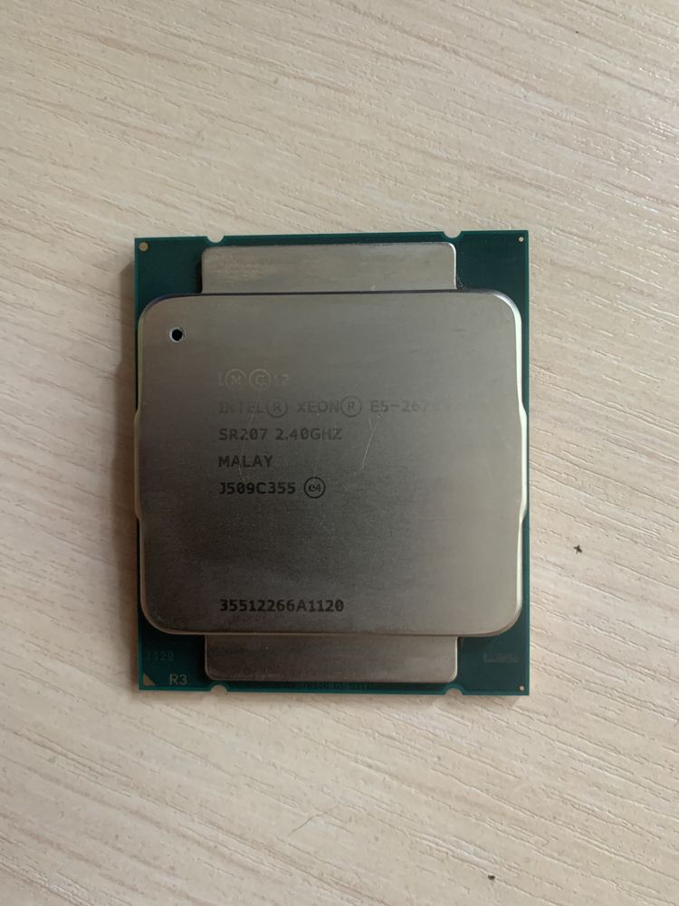 Продам Xeon E5-2620 V3