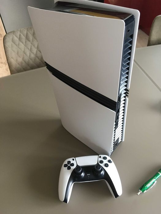 PlayStation 5 PRO 2TB с 2 години гаранция