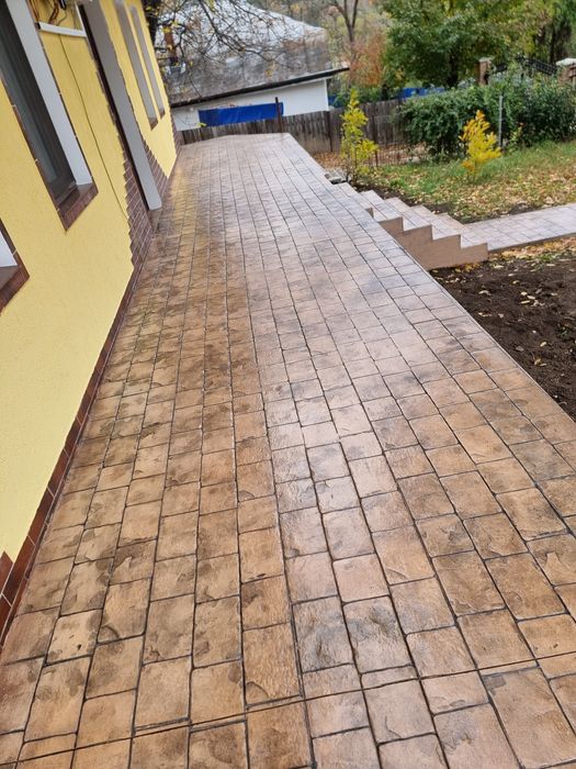 Beton amprentat oferta 140 -150 Ron / mp . Toate materiale si manopera