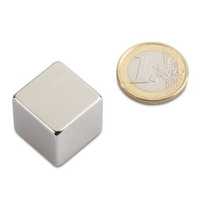 Magnet puternic neodim cub 20x20mm cu suprafata nichelata -25KG FORTA