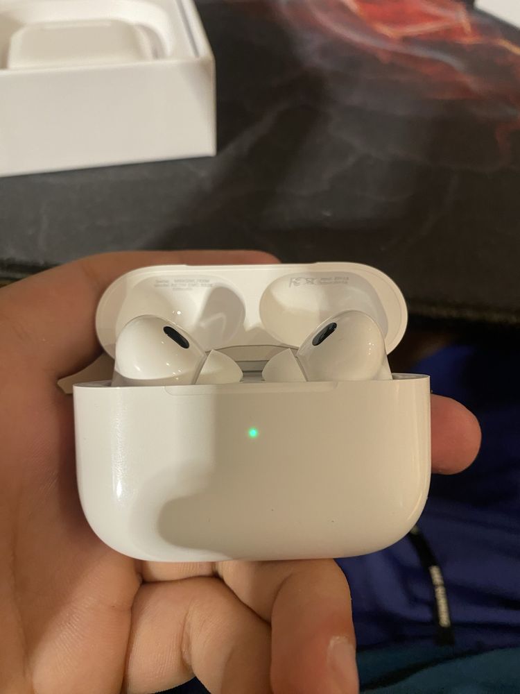 AirPods gen 2 pro