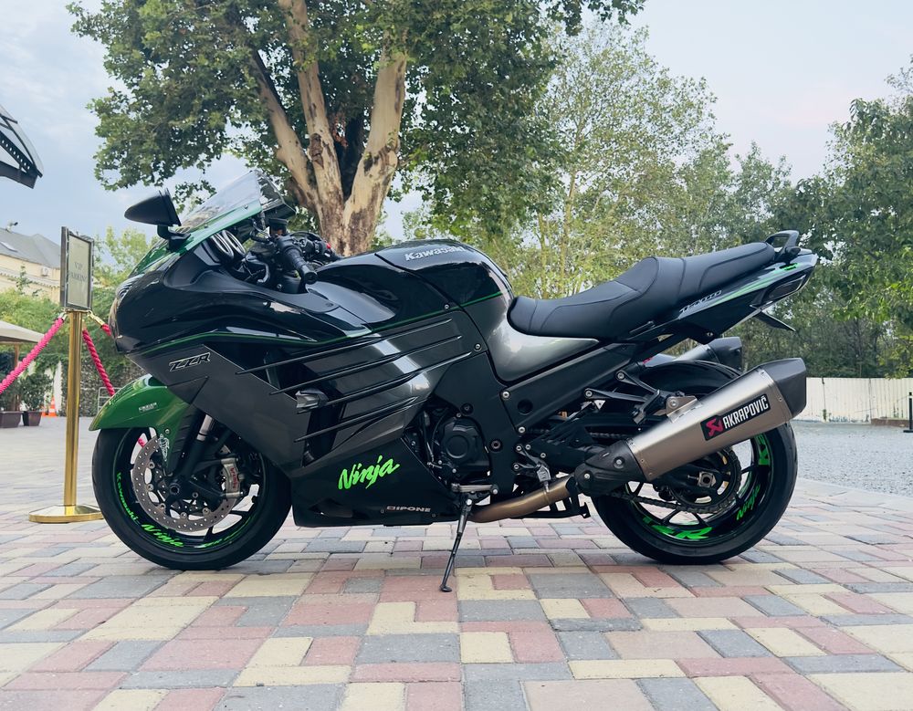 Kawasaki Ninja ZZR1400