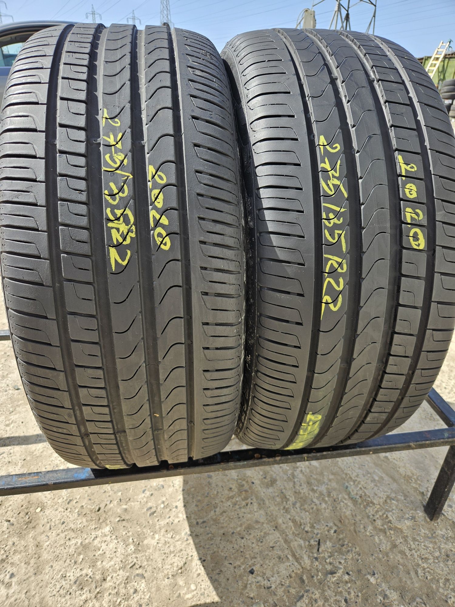 Vând 2 anvelope vară 275/35/22 275/35r22 PIRELLI