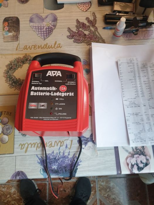 Redresoare incarcare baterii auto 12 v