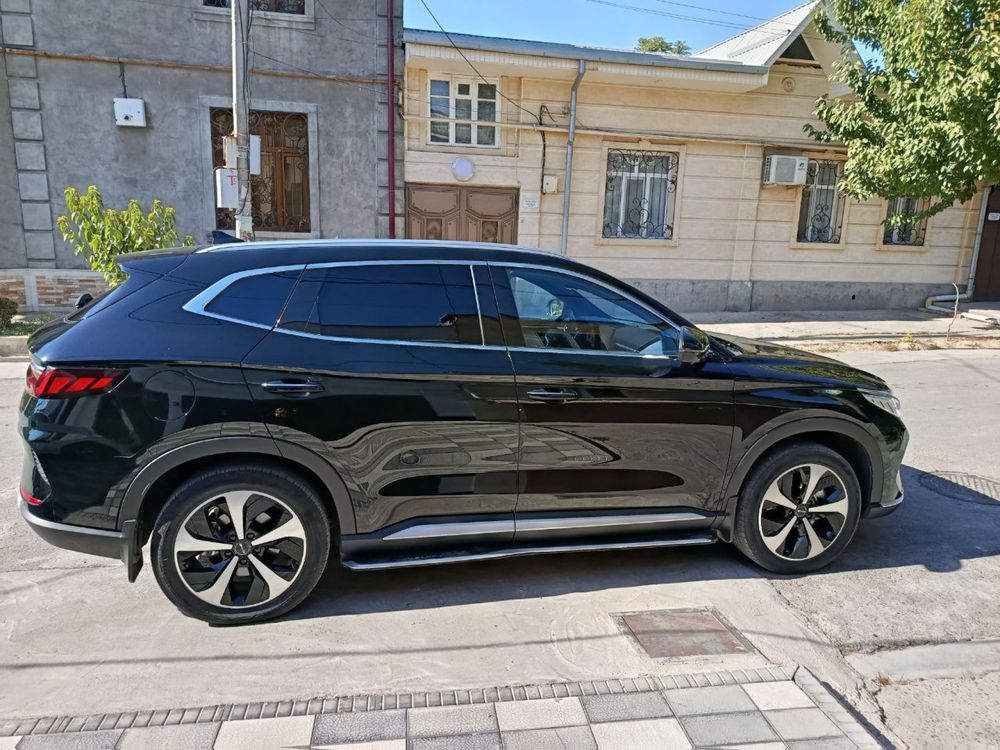 BYD Song Plus Gibrid 2pozitsiya 2023