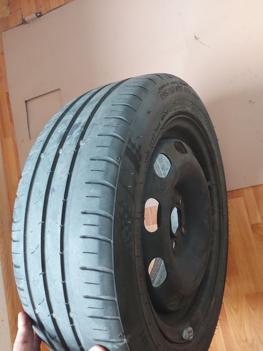 Vând 4 roți 5×100 R15