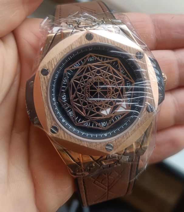 НОВ Мъжки часовник