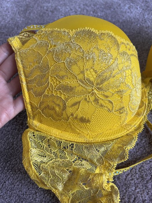 Sutien La Senza - galben, push up