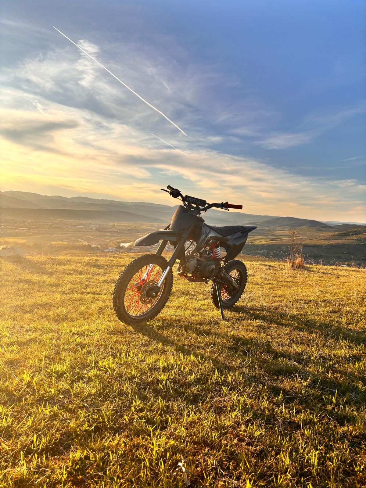 Vând motocross ultra 125cc