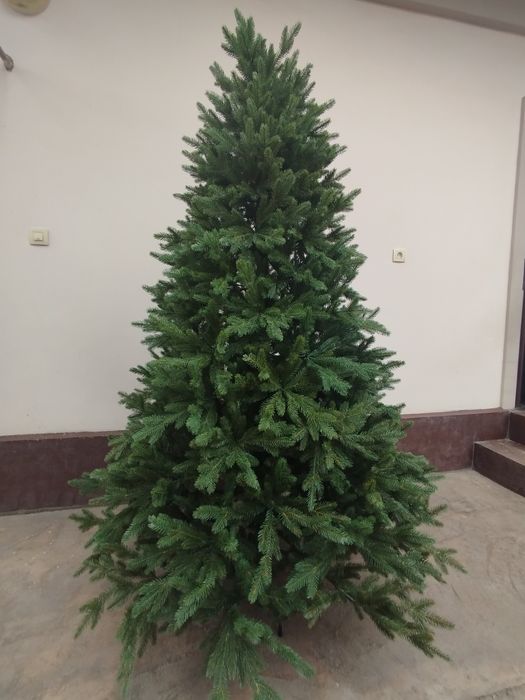 Ёлка премиум класса. Императорская. 100% литая, гелиевая.