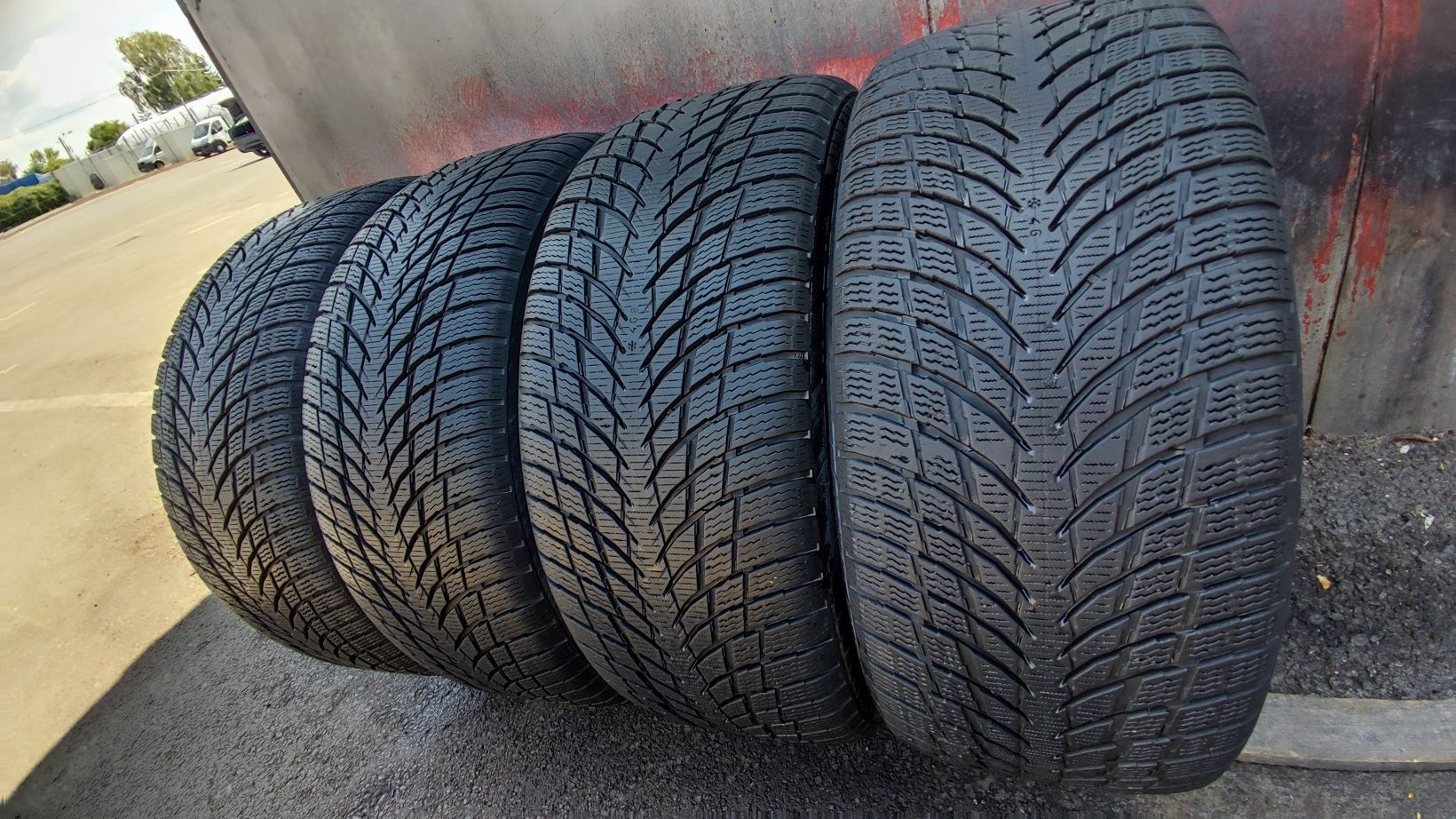 4бр. зимни гуми 245/45/19 Nokian WR Snowproof P
dot22
7/7.2mm
Добро съ