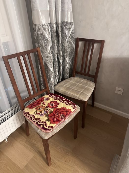 Стулья деревянные