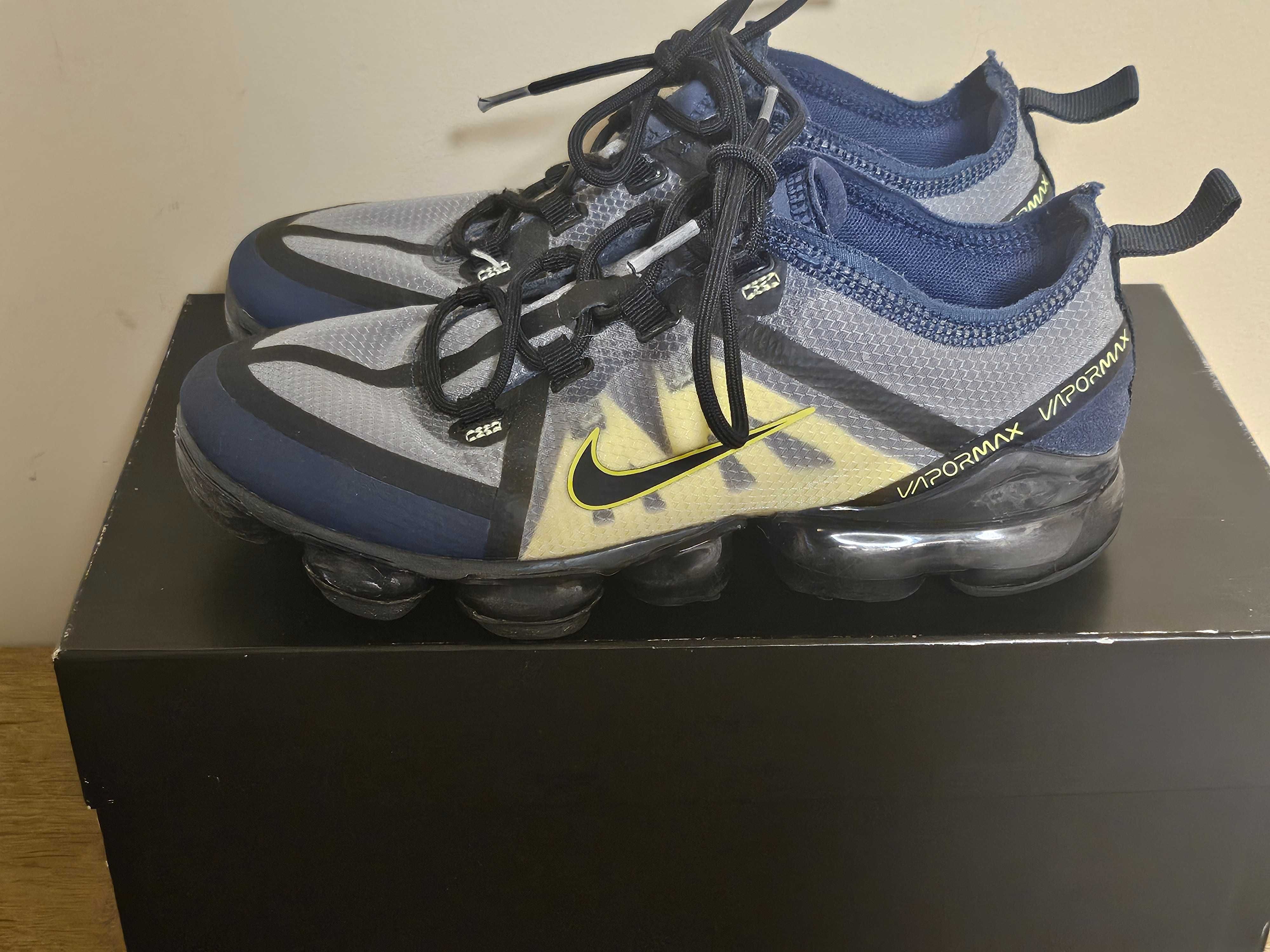 Nike Air Vapormax оригинални маратонки