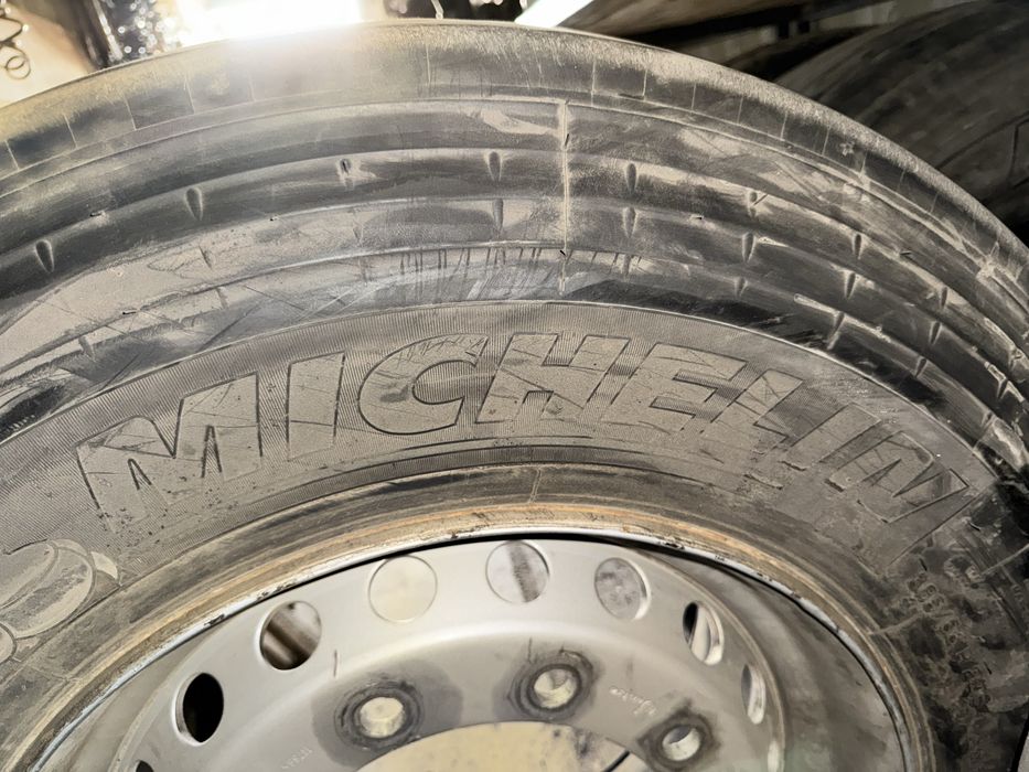 Резина Michelin с диском в хорошем состоянии