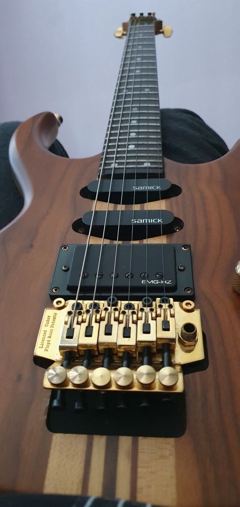 Samikc electric  guitar