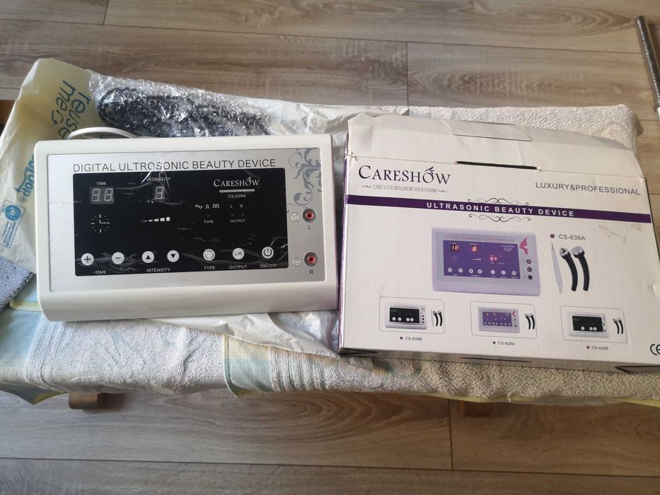 Ултразвук с две слушалки за лечение и козметика