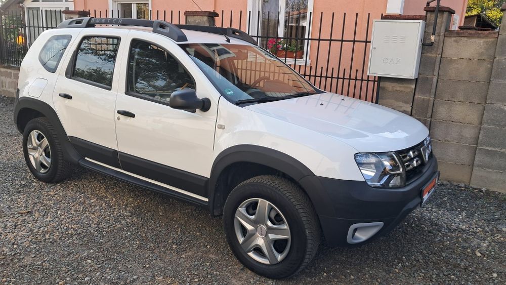 Dacia Duster, an 2014, 1.6i-105cp, Garanție 12 luni, Finanțare/rate