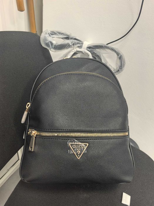 дамски раници guess