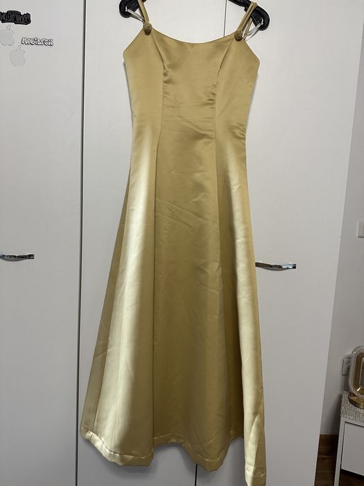 Rochie de zi de evenimente