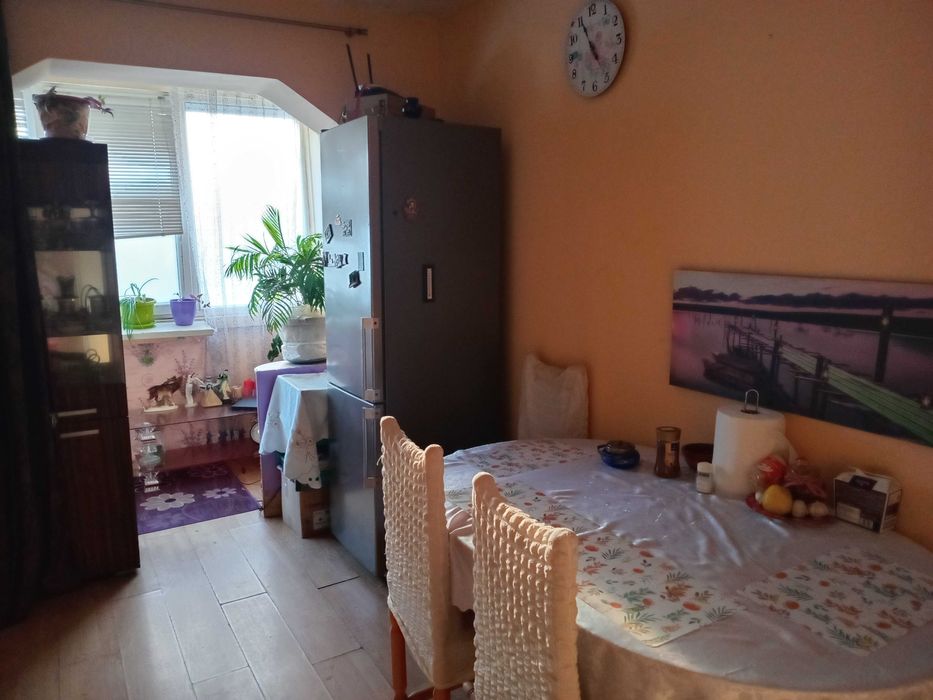 Продава се Четиристаен апартамент в Варна, Централна поща - 98 кв.м за 1689 €/кв.м - Снимка #2