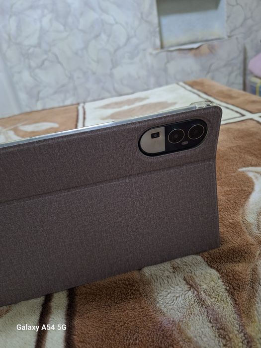 Планшет с клавиатуры продаётся новое состояние куплен год назад