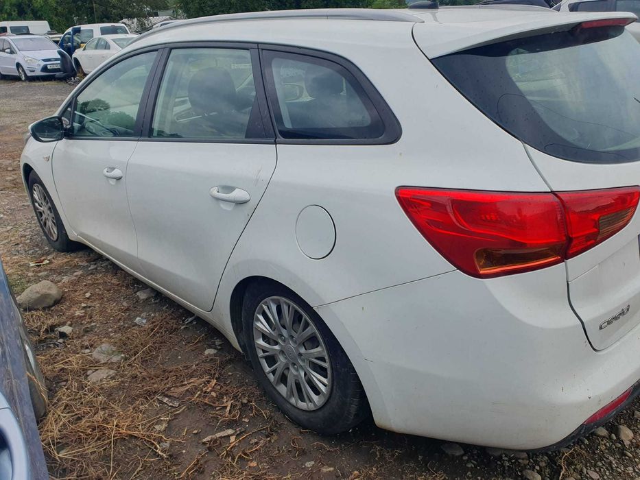 Dezmembrez Kia Ceed 1.6CRDI 2017
