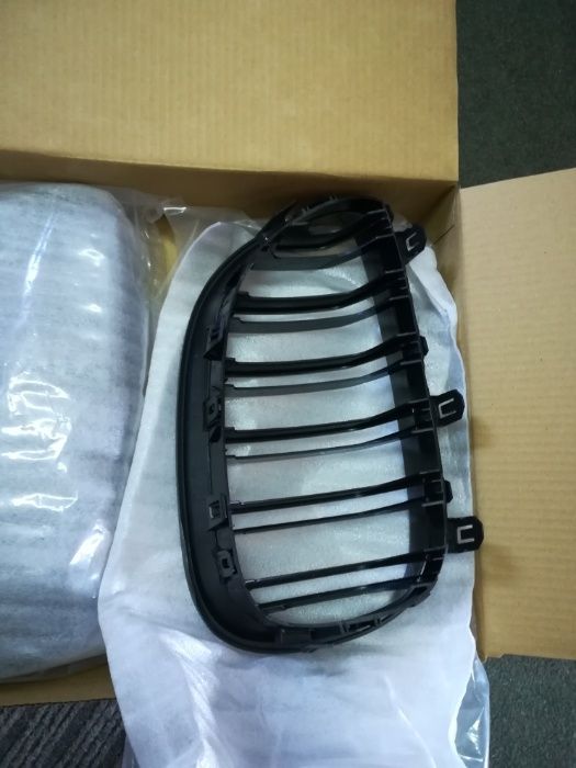 Grile duble BMW E60/E61 Duble negru lucios M5 Design