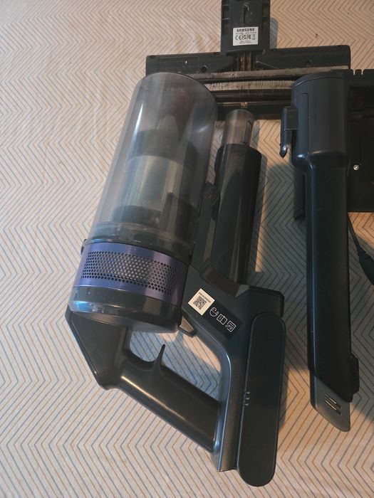 Aspirator samsung pe baterii