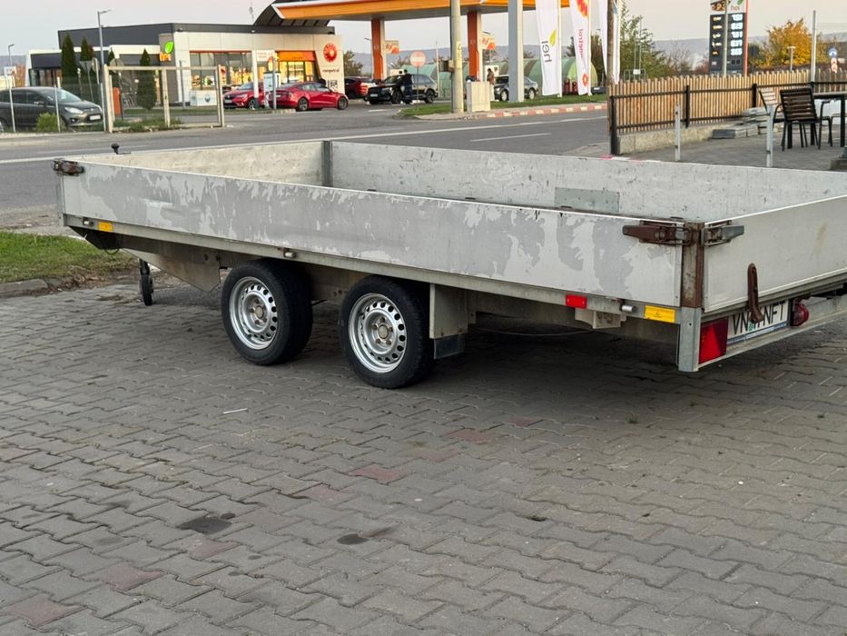 Platforma - remorca Eduard 2.700 kg