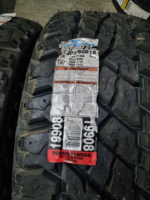 2 anvelope noi 305 60 18 Cooper Offroad