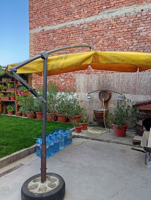 Голям градински чадър