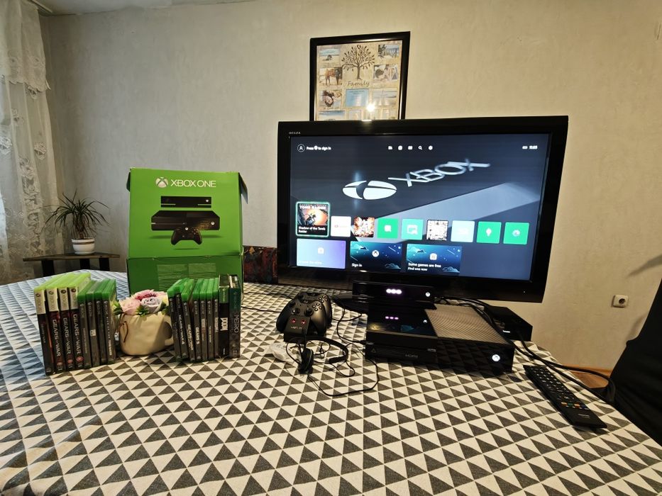 Продавам Плазма и xbox one с Игри