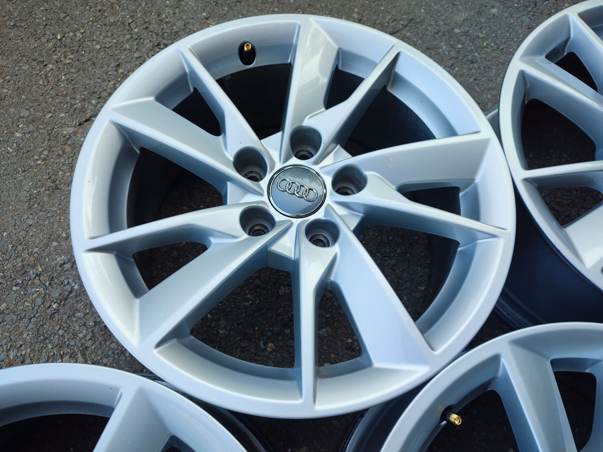 16" оригинални алуминиеви джанти за Audi A4,A3/VW/SKODA.