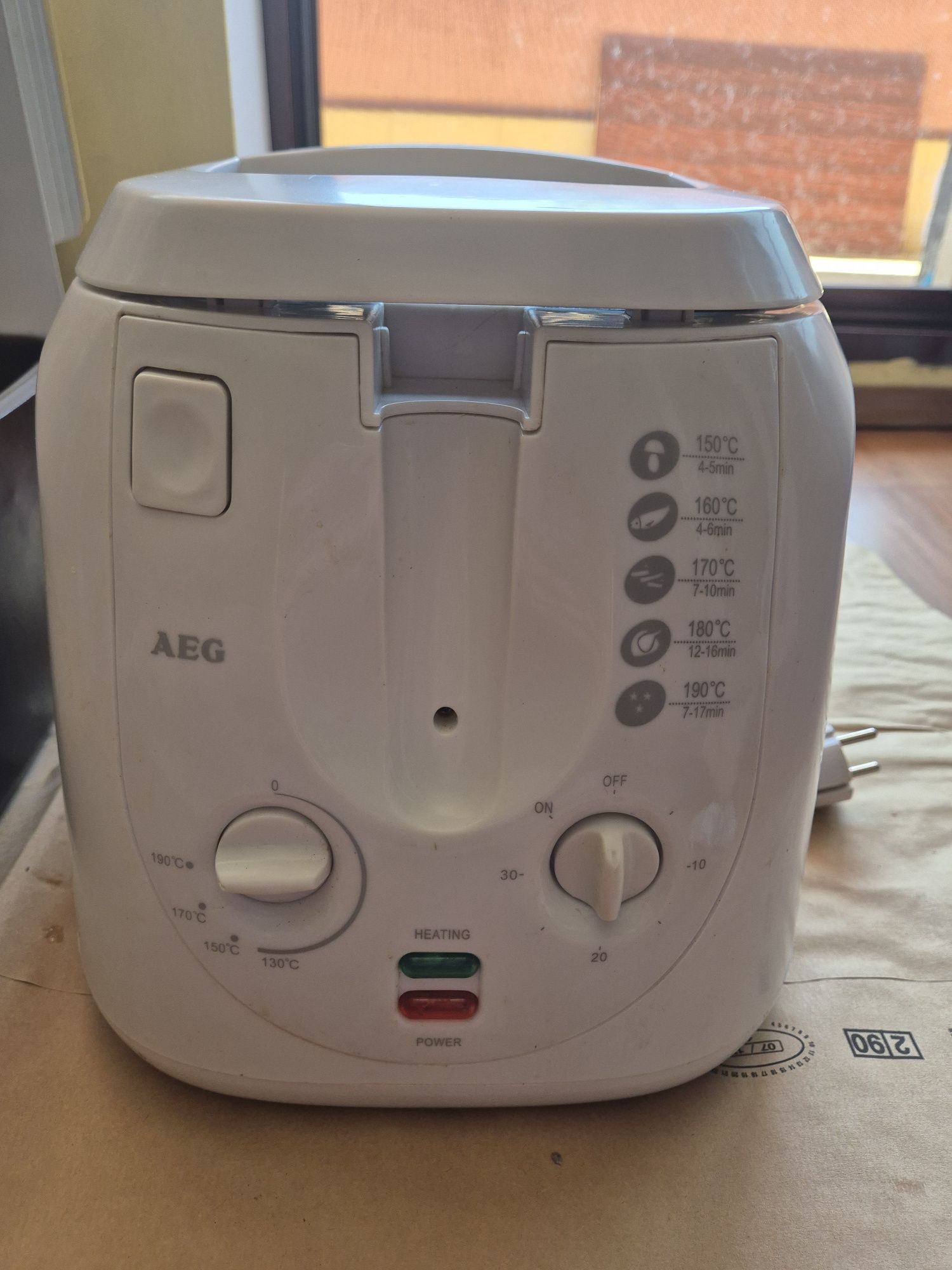 Фритюрник AEG FR 5553