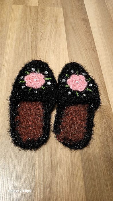 Ръчно плетени чехли