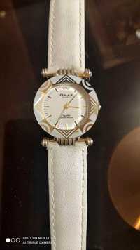 Женские наручные часы «OMAX Crystal»