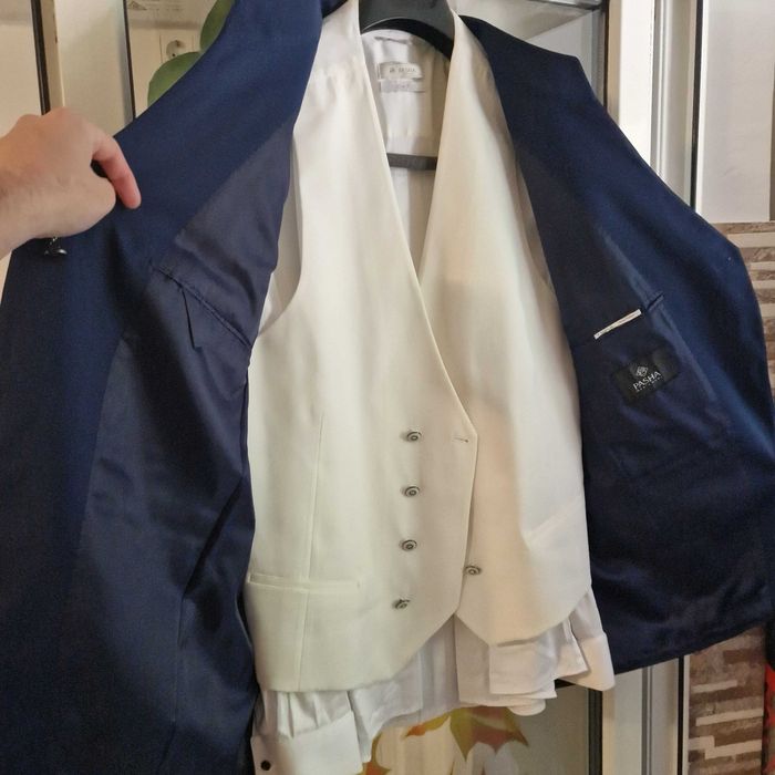 Costum cu guler rusesc, pentru ceremonii, super elegant si pantofi