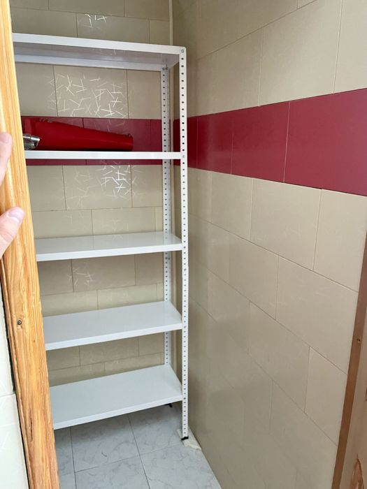 Apartament cu o camera, Garsoniera Buzaului, Radu Negru