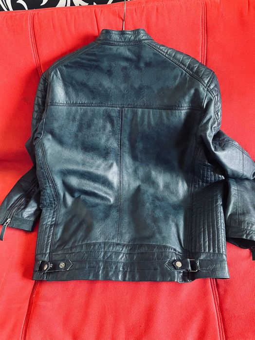 Geaca piele matlasata .  Piele foarte fina