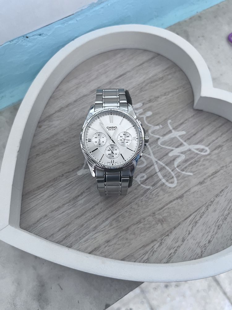 Мъжки часовник Casio MTP, нераждаема стомана. Оригинален